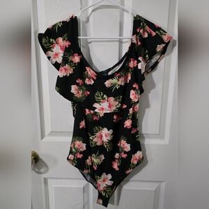 NWT Rue21 Floral Bodysuit